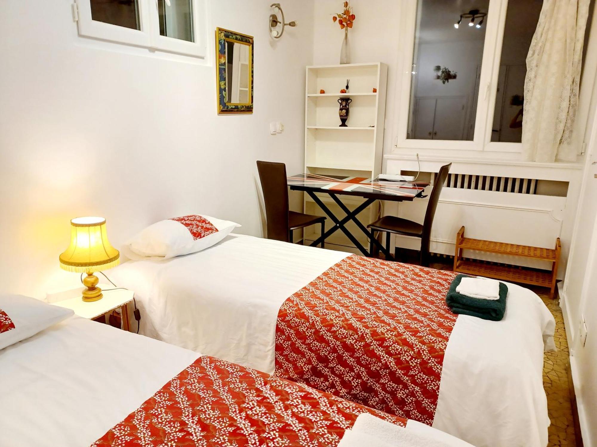 3 Private Rooms Shared Flat In A Villa At Sceaux 600M Rer B Direct To Notre-Dame Bilik gambar